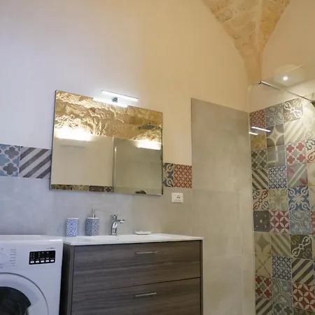 Casetta Filippi - A Pochi Passi Dal Centro Storico Ceglie Messapica Exterior foto